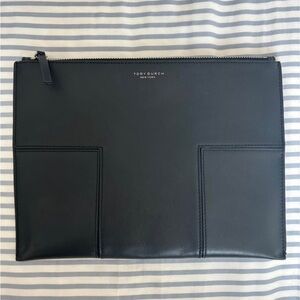 Tory Burch Black Block-T
Leather Clutch Medium Travel
Pouch